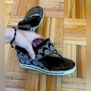 COACH WEDGE SANDALS -